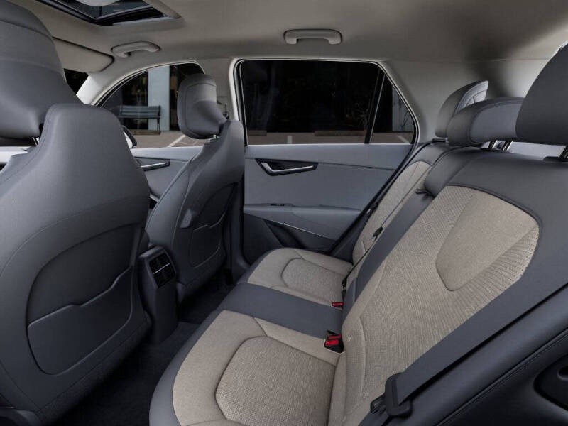 2025 Kia Niro SX Touring