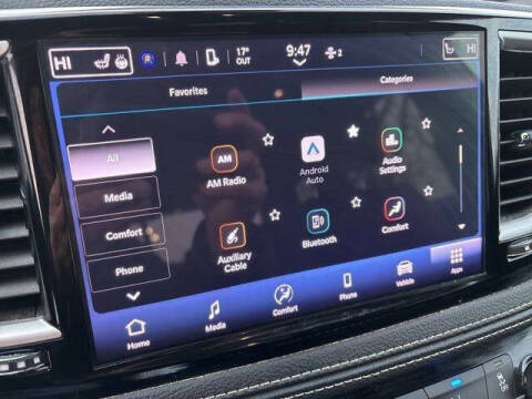 2024 Chrysler Pacifica Touring