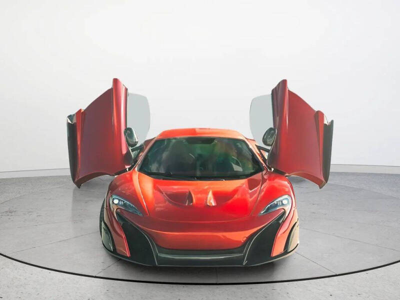 2012 McLaren MP4-12C