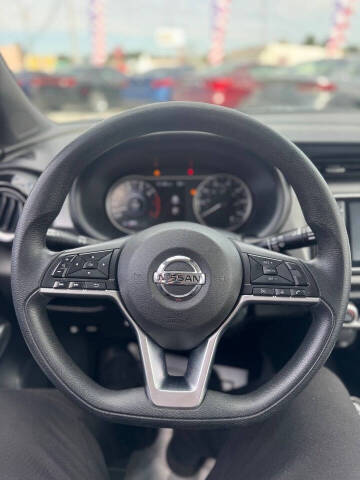 2020 Nissan Kicks SV