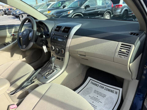 2011 Toyota Corolla LE