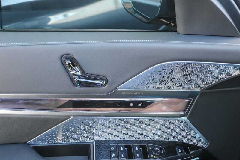 2025 BMW 7 Series 760i xDrive