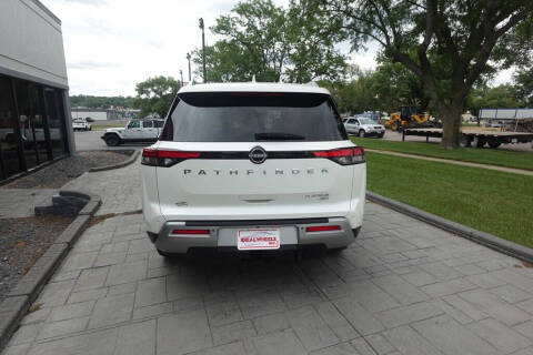 2022 Nissan Pathfinder