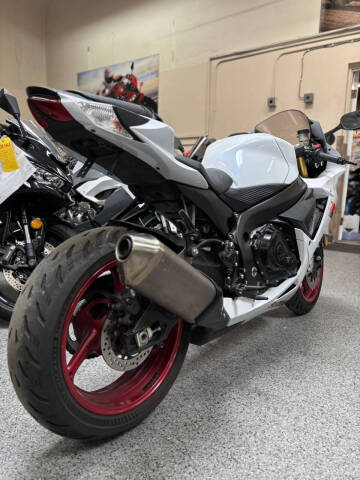 2017 Suzuki GSX-R750