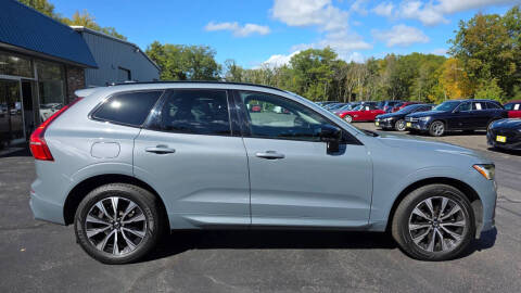 2023 Volvo XC60 B5 Plus Dark Theme