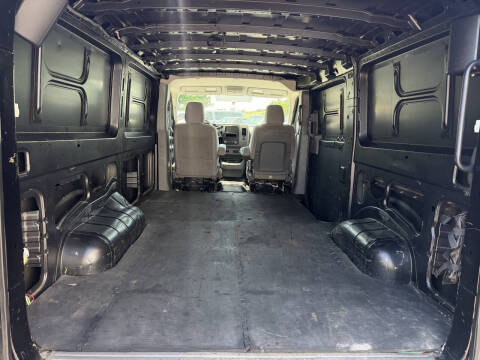 2012 Nissan NV 1500 S