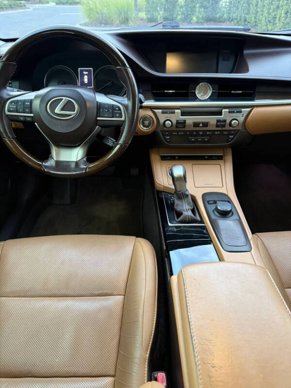 2016 Lexus ES 350