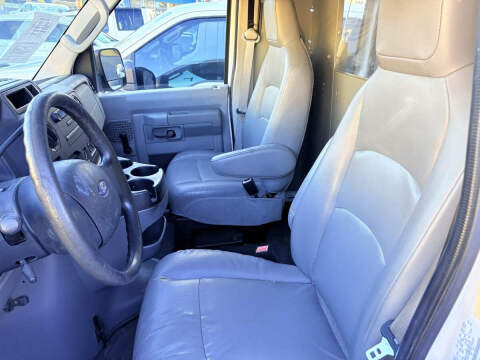 2010 Ford E-Series E-250