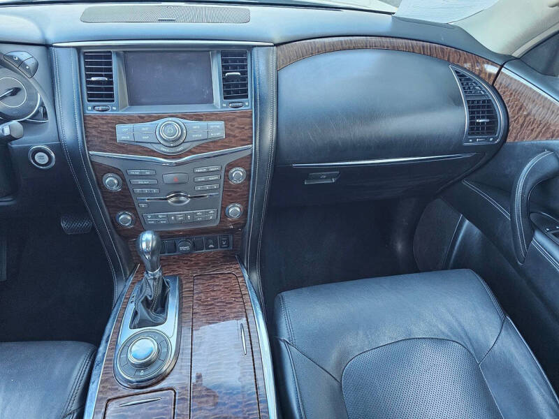 2017 Nissan Armada SV