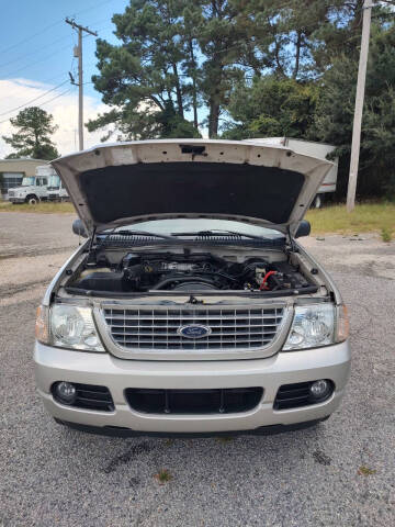 2004 Ford Explorer XLT