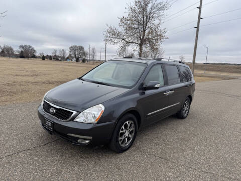 2014 Kia Sedona for sale at 5 Star Motors Inc. in Mandan ND
