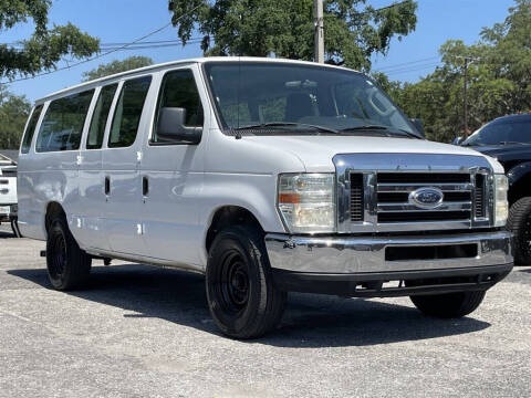 2009 Ford E-Series E-350 SD XLT