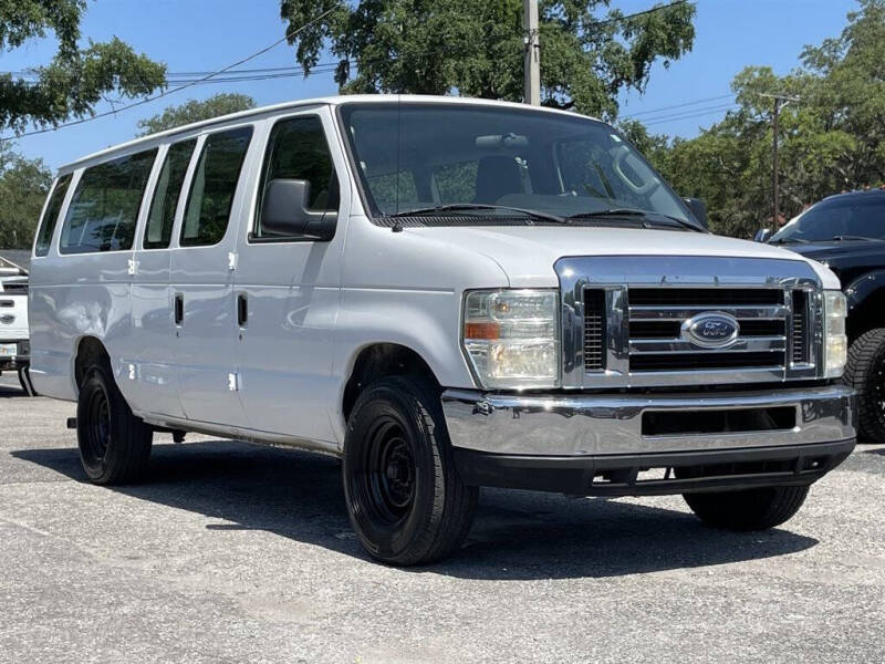 2009 Ford E-Series E-350 SD XLT