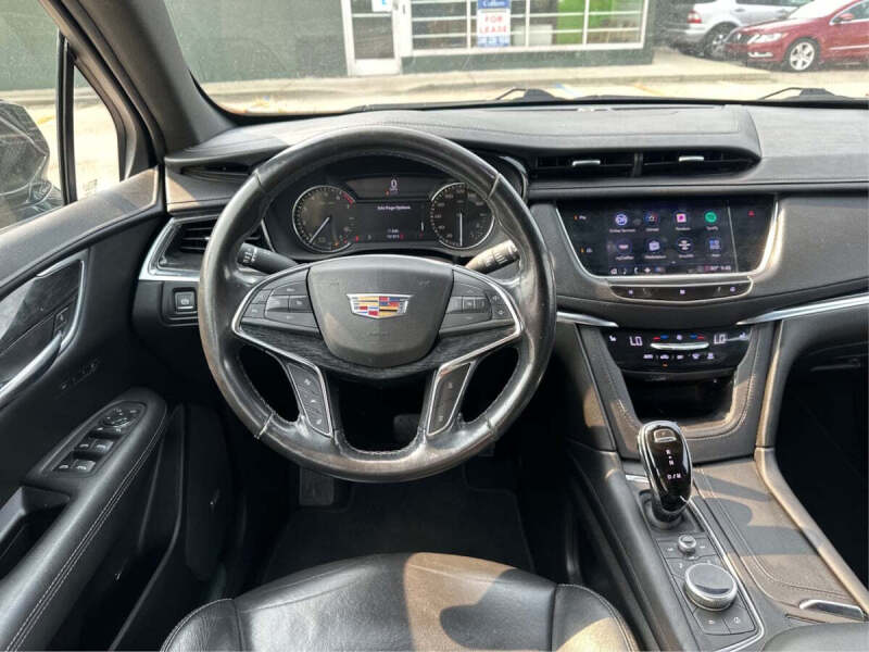 2020 Cadillac XT5 Premium Luxury