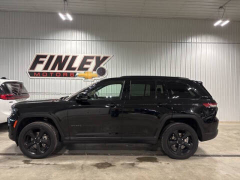 2022 Jeep Grand Cherokee Altitude