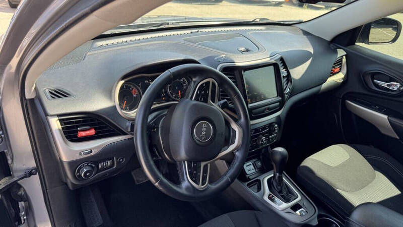 2017 Jeep Cherokee Latitude