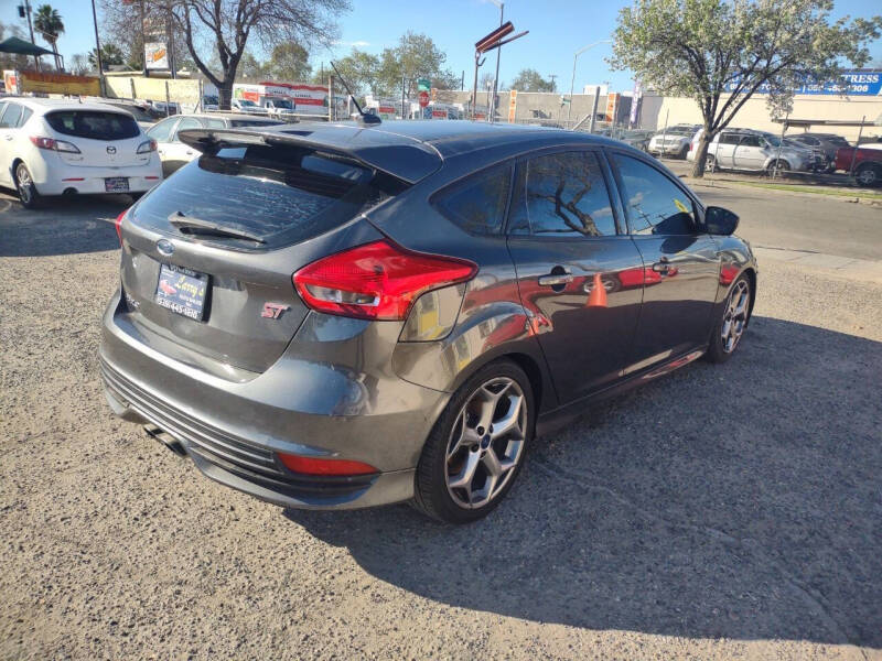 2015 Ford Focus ST