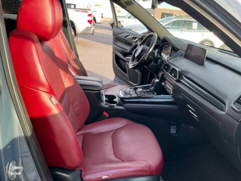 2023 Mazda CX-9 Carbon Edition