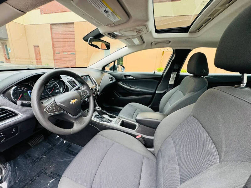 2017 Chevrolet Cruze LT Auto