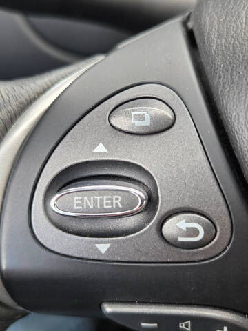 2018 Nissan Pathfinder SL