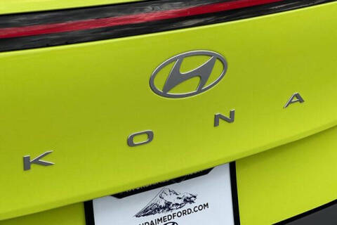 2026 Hyundai Kona SE