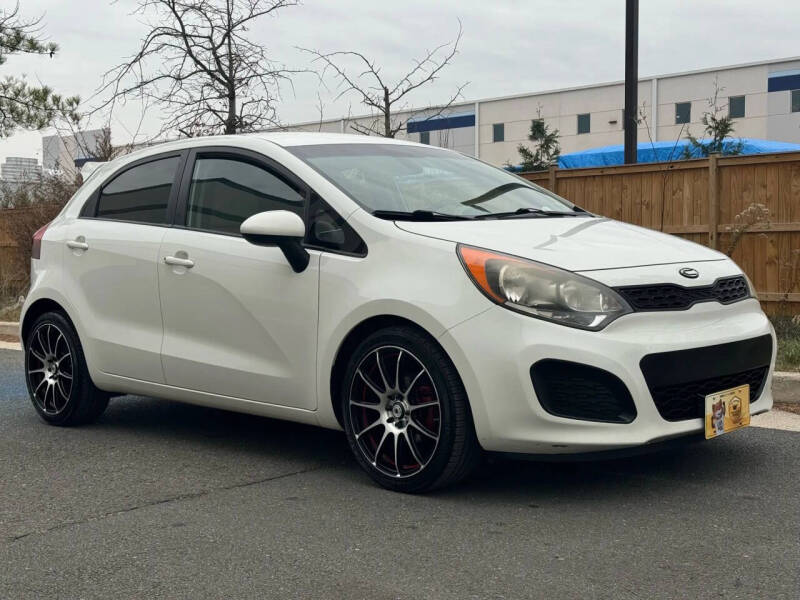 2012 Kia Rio 5-Door LX