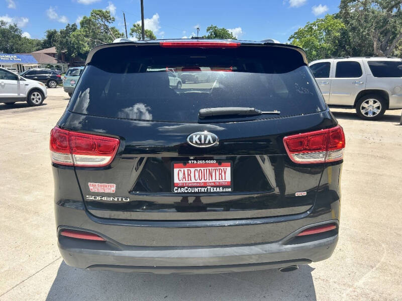 2016 Kia Sorento LX