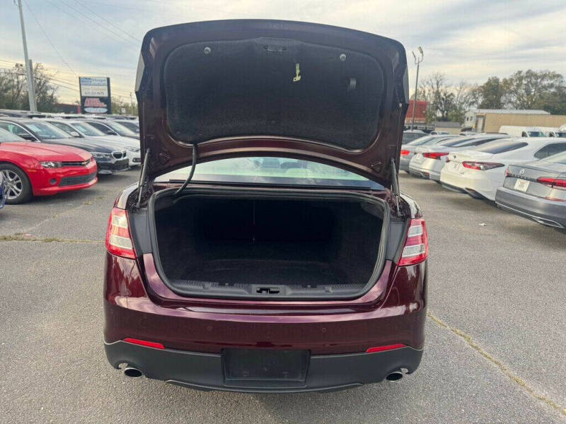 2019 Ford Taurus Limited