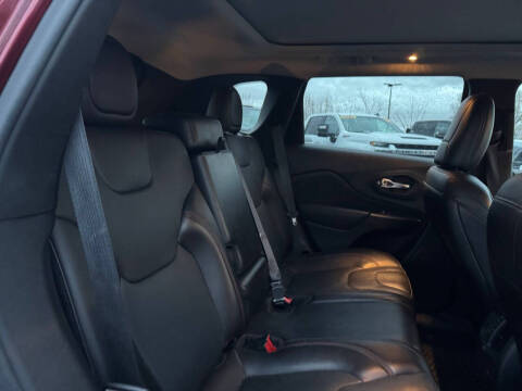 2022 Jeep Cherokee Trailhawk