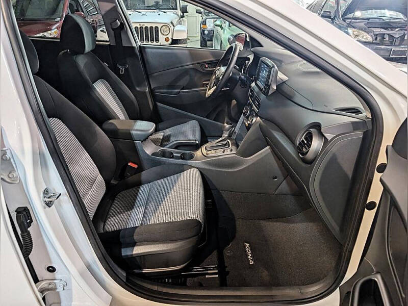 2021 Hyundai Kona SEL Plus