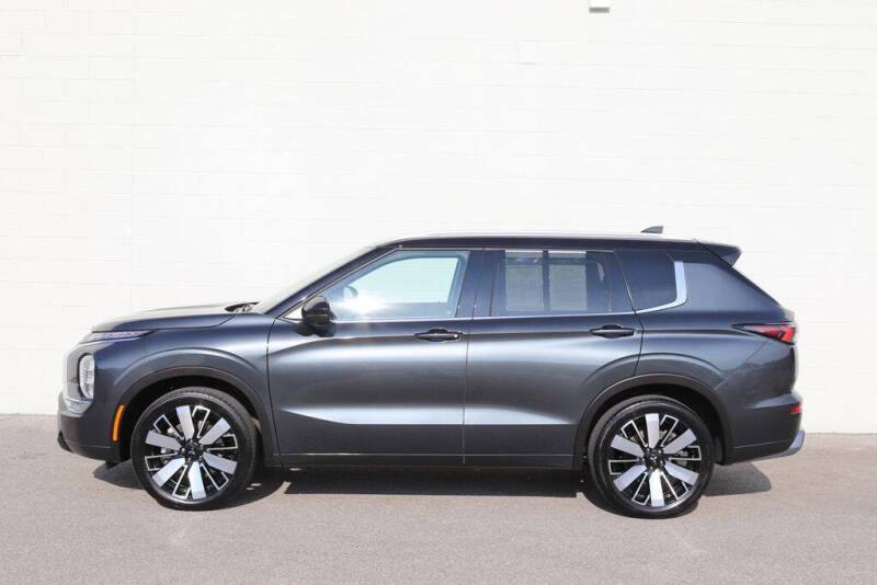 2025 Mitsubishi Outlander SEL