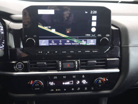 2024 Nissan Pathfinder SL