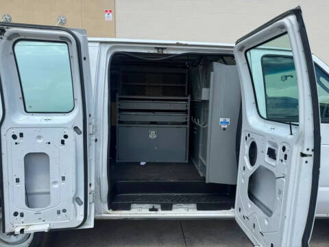 2009 Ford E-Series E-250