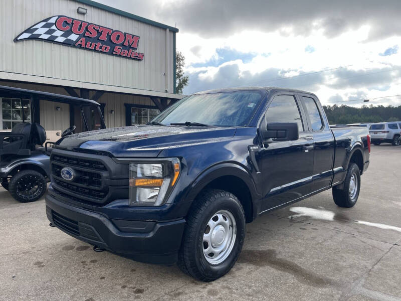 2023 Ford F-150 XL's photo