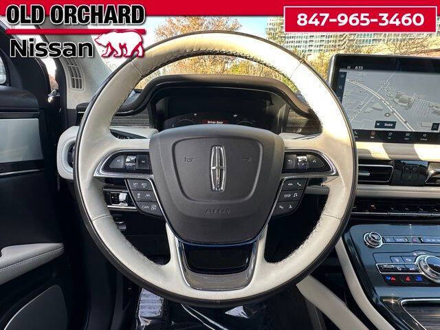 2022 Lincoln Nautilus Black Label