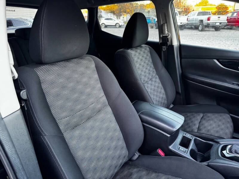 2021 Nissan Rogue Sport SV