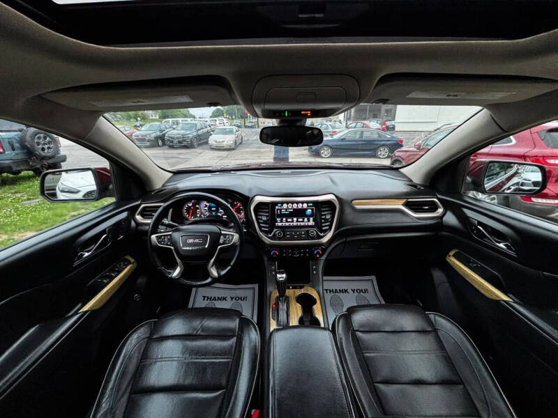 2017 GMC Acadia Denali