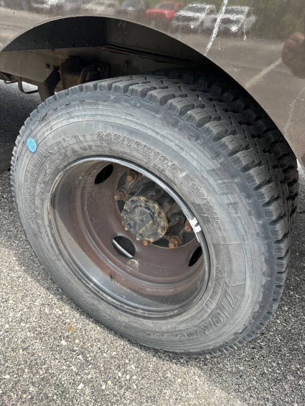 2009 Freightliner MT55 Chassis