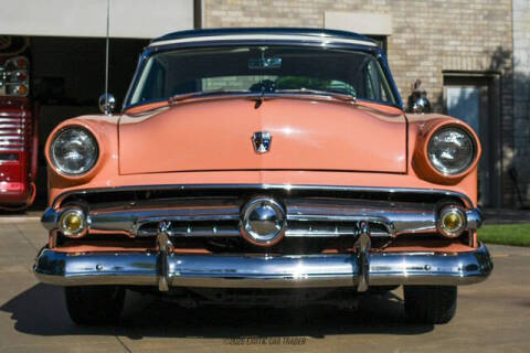 1954 Ford Crestline