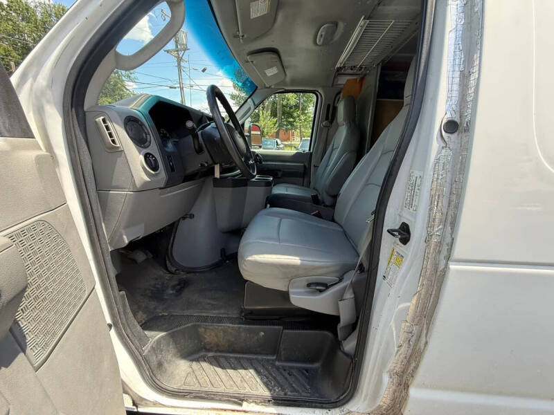 2012 Ford E-Series E-250