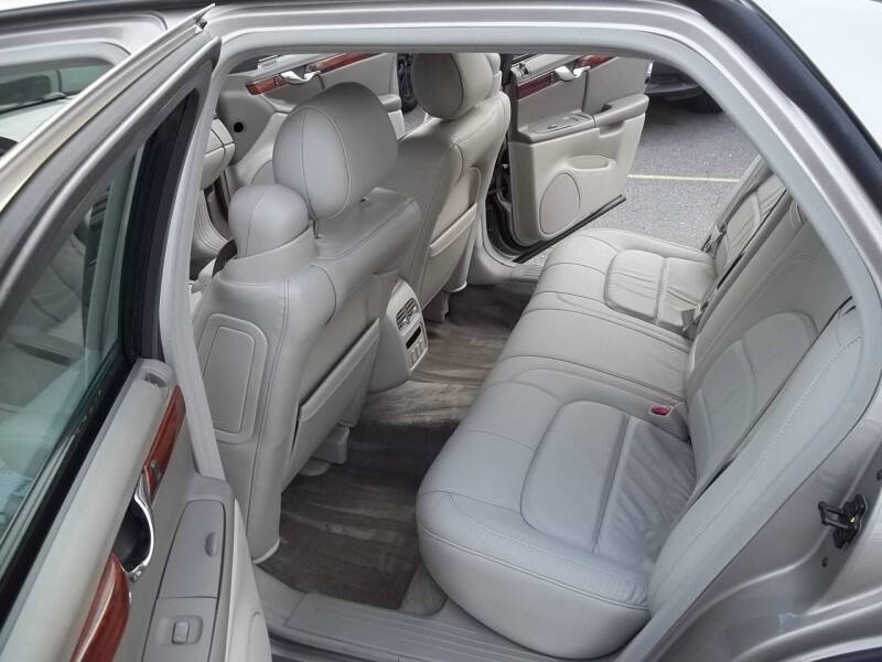 2004 Cadillac DeVille