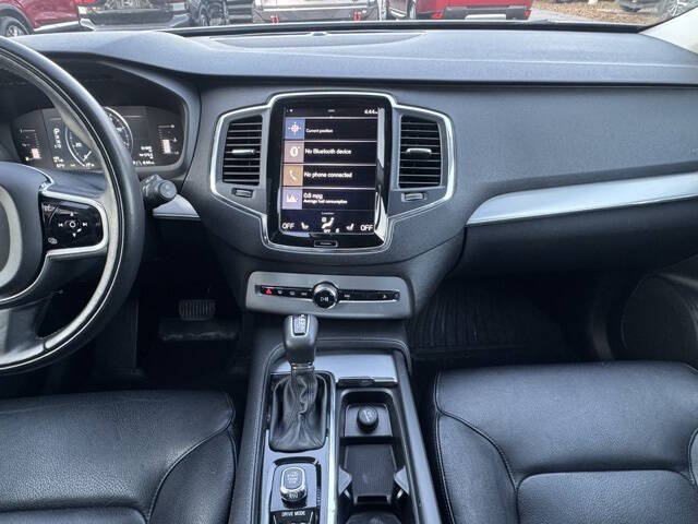 2018 Volvo XC90 T5 Momentum 5-Passenger