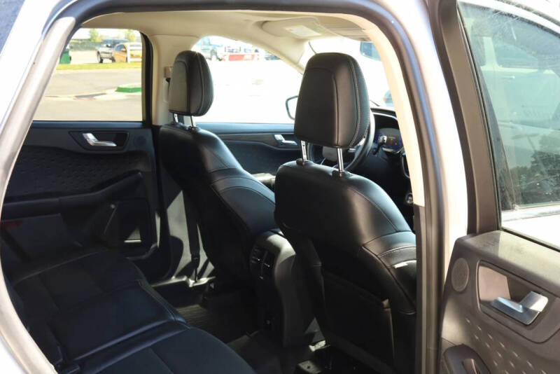 2020 Ford Escape Titanium