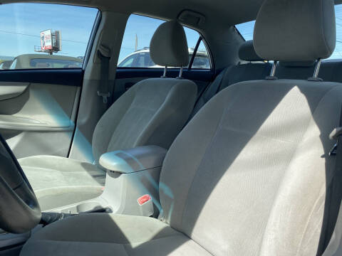 2012 Toyota Corolla LE