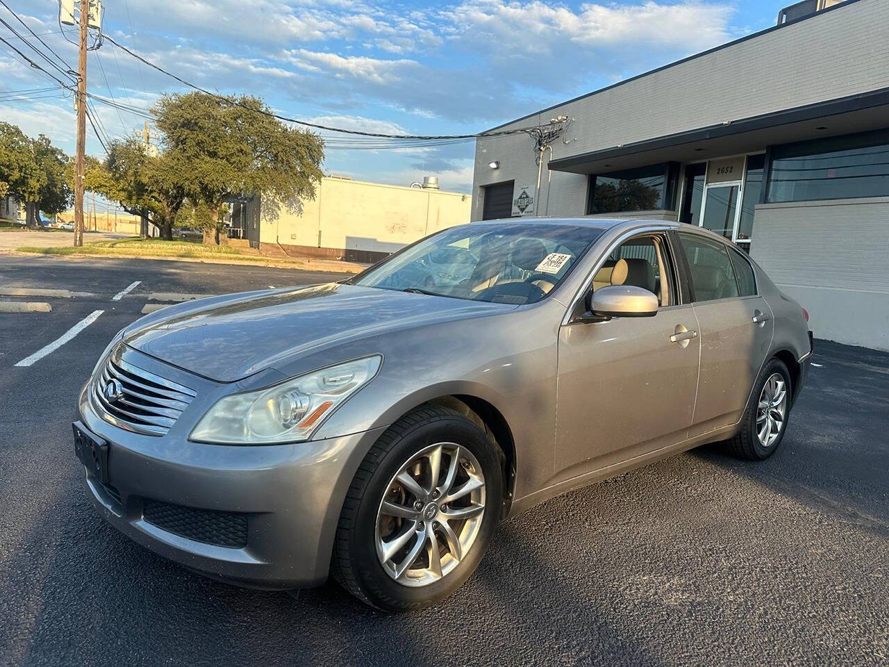 2008 INFINITI G35 for sale at Sarenco Auto Inc in Dallas, TX