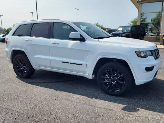 2021 Jeep Grand Cherokee for sale at Victoria Auto Sales in Victoria, MN