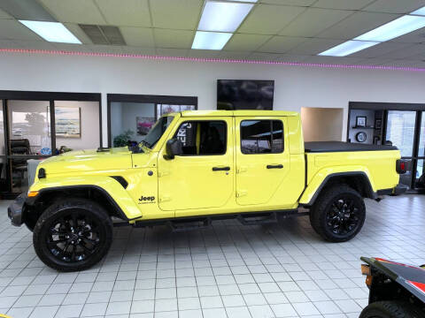 2024 Jeep Gladiator NightHawk