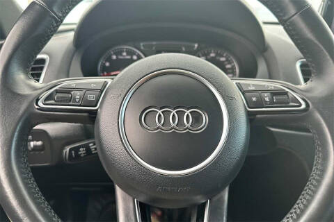 2017 Audi Q3 2.0T quattro Premium Plus