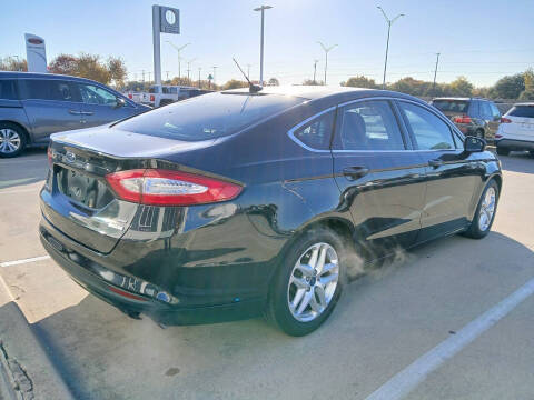 2015 Ford Fusion SE