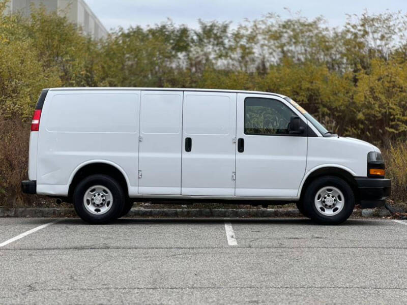 2018 Chevrolet Express 2500
